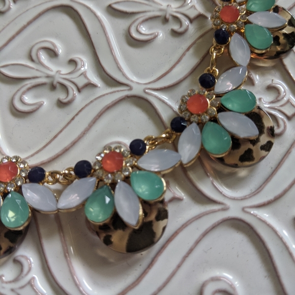Reversible Statement Necklace - Picture 2 of 5